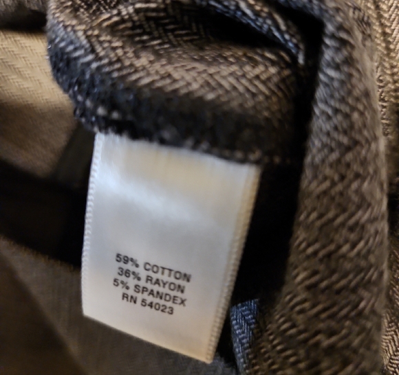 Banana Republic Charcoal Pencil Skirt - Picture 6 of 6